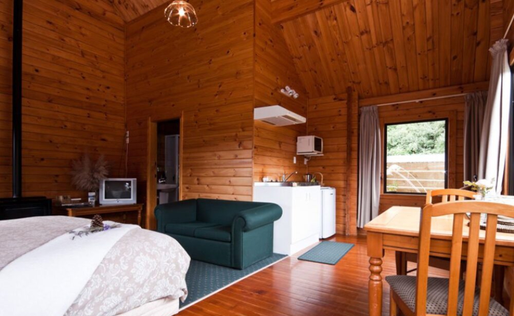 Phòng 4 người khép kín